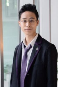 寺谷 靖雅