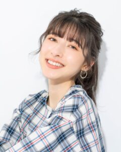 リナ