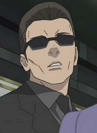 黒服の男
